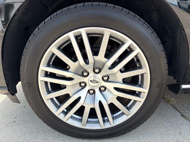 used 2024 Ford Expedition car, priced at $68,676