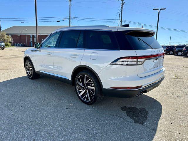 new 2025 Lincoln Aviator car, priced at $76,086