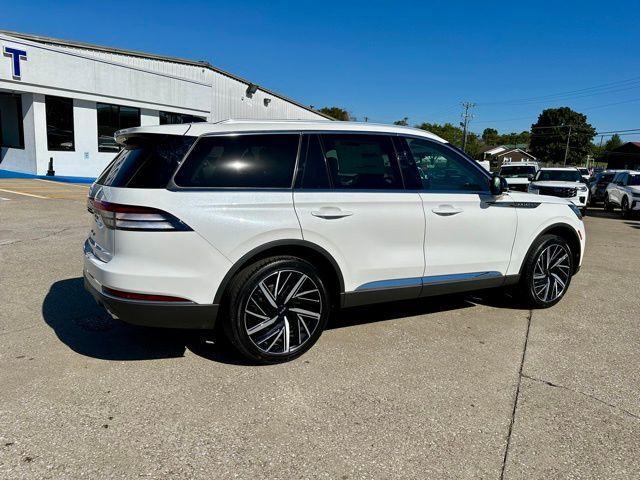 new 2025 Lincoln Aviator car, priced at $76,086