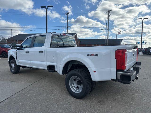 new 2025 Ford F-350 car