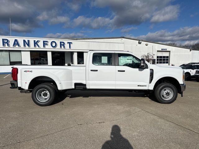 new 2025 Ford F-350 car