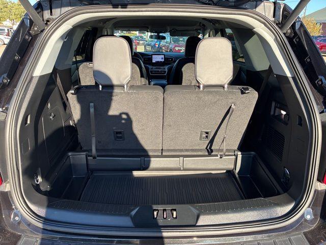 used 2023 Ford Explorer car, priced at $31,429