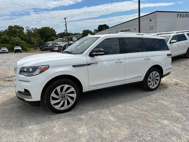 new 2024 Lincoln Navigator car, priced at $98,739