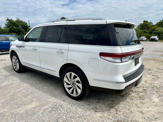 new 2024 Lincoln Navigator car, priced at $98,739