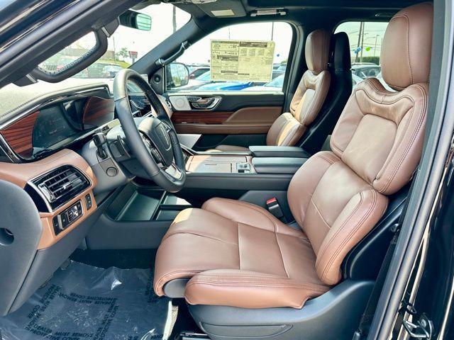 new 2024 Lincoln Navigator car, priced at $101,243