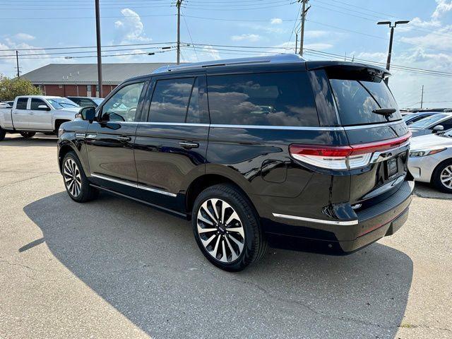 new 2024 Lincoln Navigator car, priced at $101,243