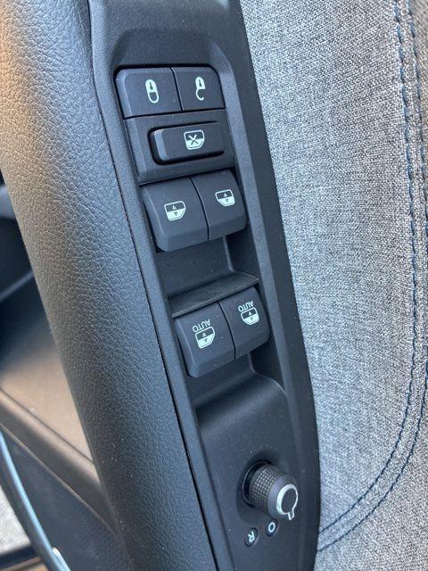 used 2022 Jeep Compass car, priced at $17,924