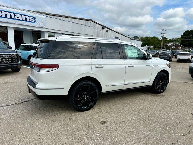 new 2024 Lincoln Navigator car, priced at $100,636