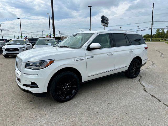 new 2024 Lincoln Navigator car, priced at $100,636