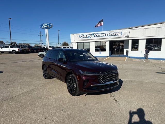 new 2025 Lincoln Nautilus car, priced at $60,646