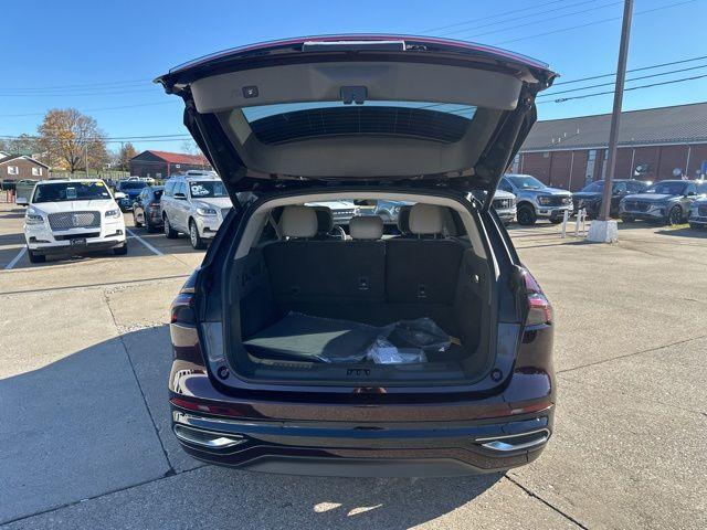 new 2025 Lincoln Nautilus car, priced at $60,646