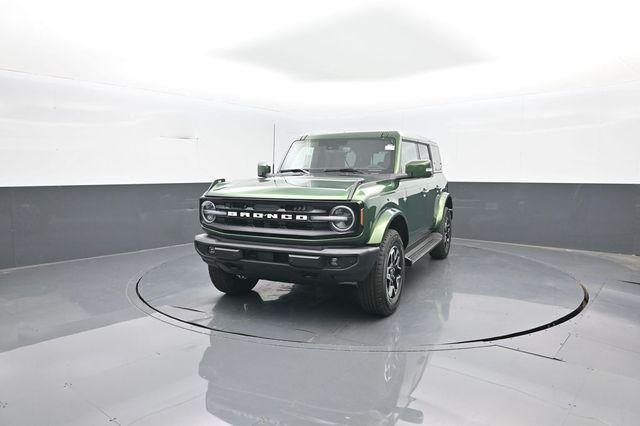new 2025 Ford Bronco car, priced at $59,235