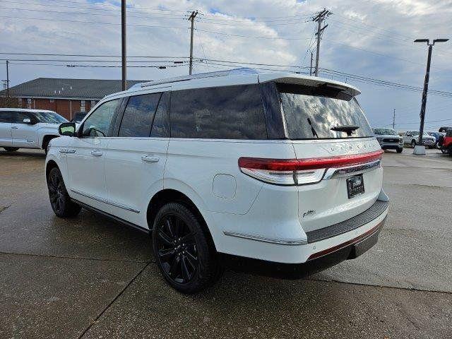 new 2024 Lincoln Navigator car, priced at $100,596