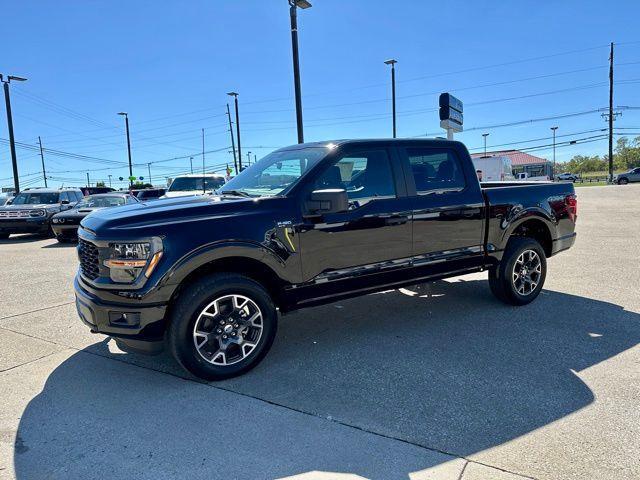 new 2024 Ford F-150 car, priced at $52,540