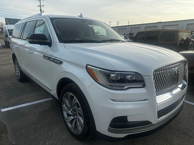 new 2024 Lincoln Navigator L car, priced at $101,591