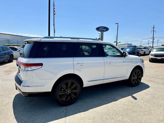 new 2024 Lincoln Navigator car, priced at $103,329