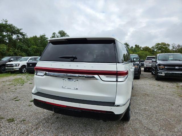 new 2024 Lincoln Navigator car, priced at $101,027