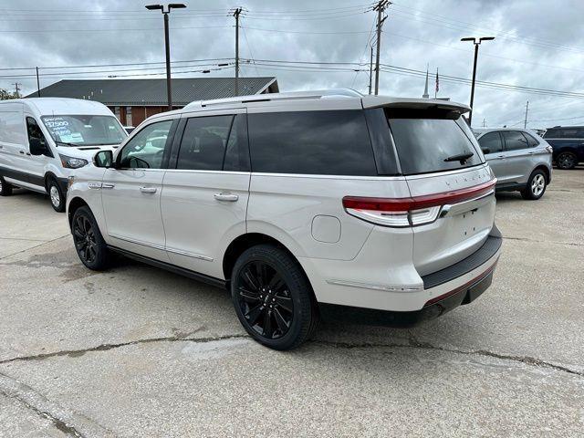 new 2024 Lincoln Navigator car, priced at $100,495