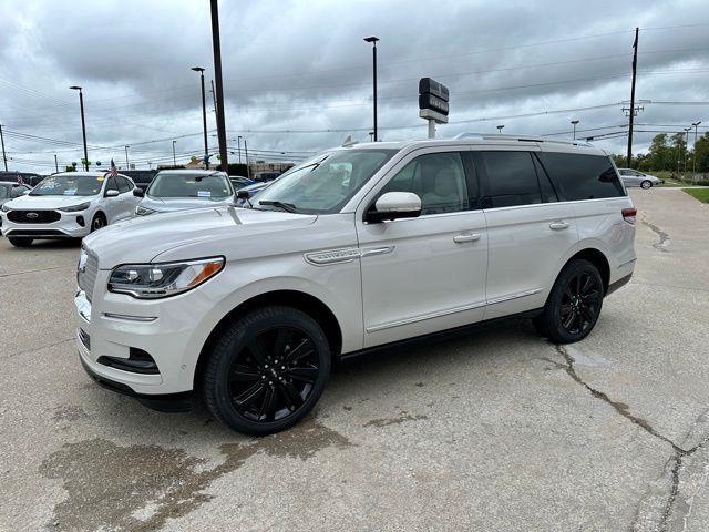 new 2024 Lincoln Navigator car, priced at $100,495