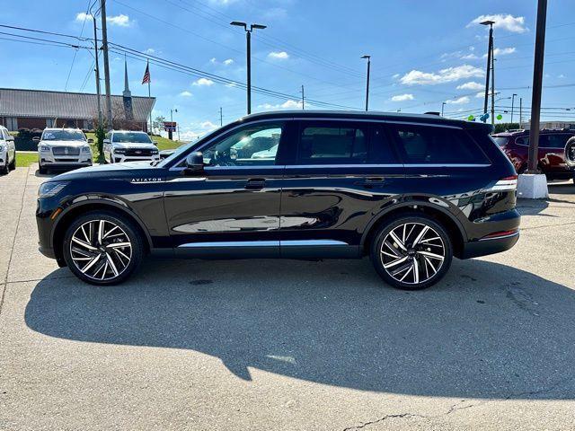 new 2025 Lincoln Aviator car, priced at $77,626