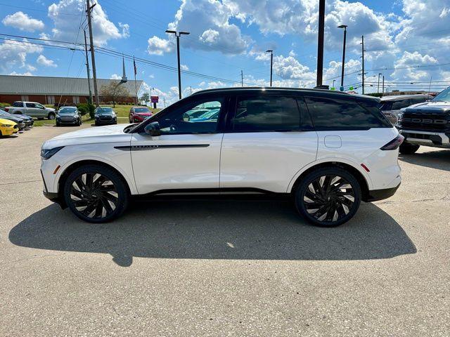 new 2024 Lincoln Nautilus car, priced at $61,884