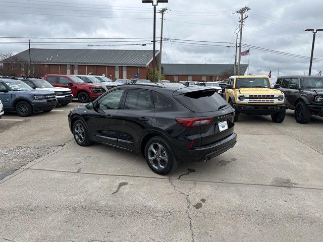 used 2023 Ford Escape car, priced at $20,500