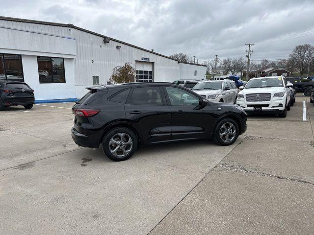 used 2023 Ford Escape car, priced at $20,500