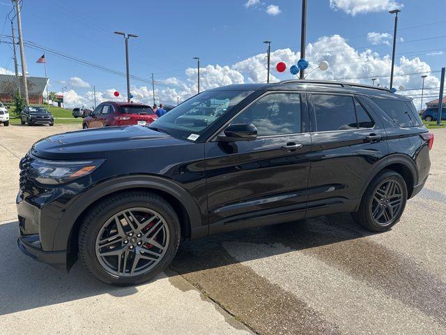 new 2025 Ford Explorer car, priced at $62,315