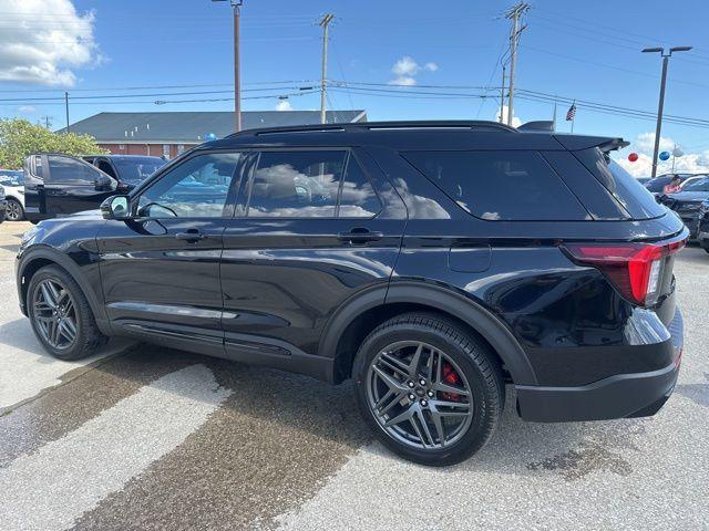 new 2025 Ford Explorer car, priced at $62,315