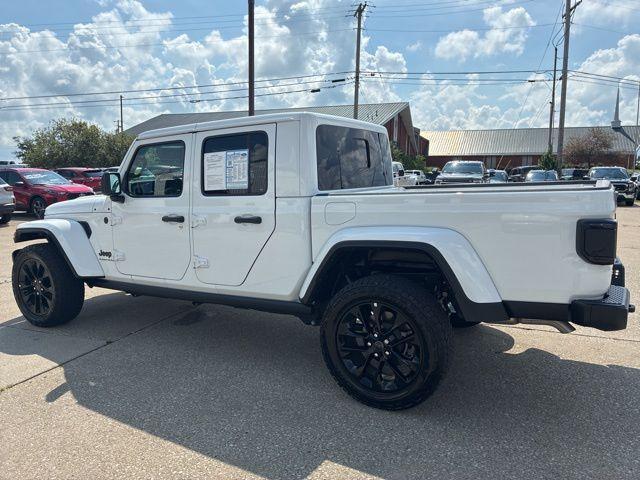 used 2025 Jeep Gladiator car, priced at $38,449