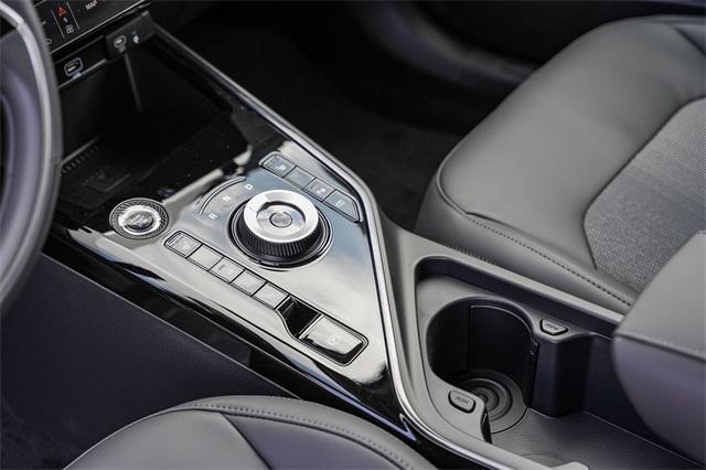 new 2024 Kia Niro Plug-In Hybrid car, priced at $36,691