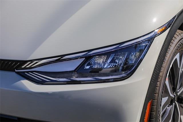new 2024 Kia EV6 car, priced at $39,620
