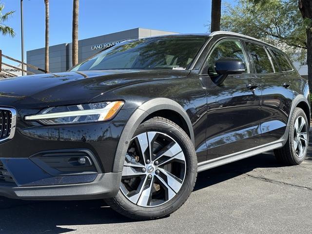 used 2021 Volvo V60 Cross Country car, priced at $21,490