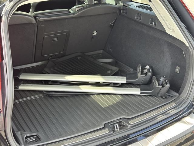 used 2021 Volvo V60 Cross Country car, priced at $20,902