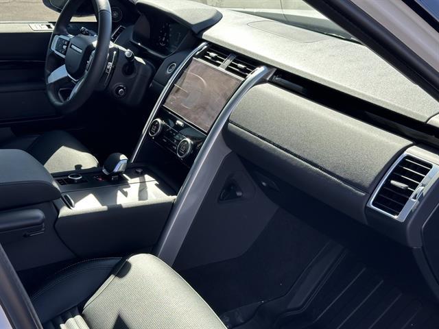 used 2024 Land Rover Discovery car, priced at $48,984