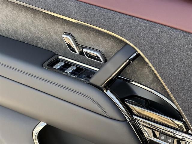 new 2025 Land Rover Range Rover Sport car, priced at $137,160