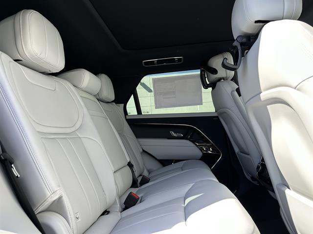 new 2025 Land Rover Range Rover Sport car, priced at $93,955