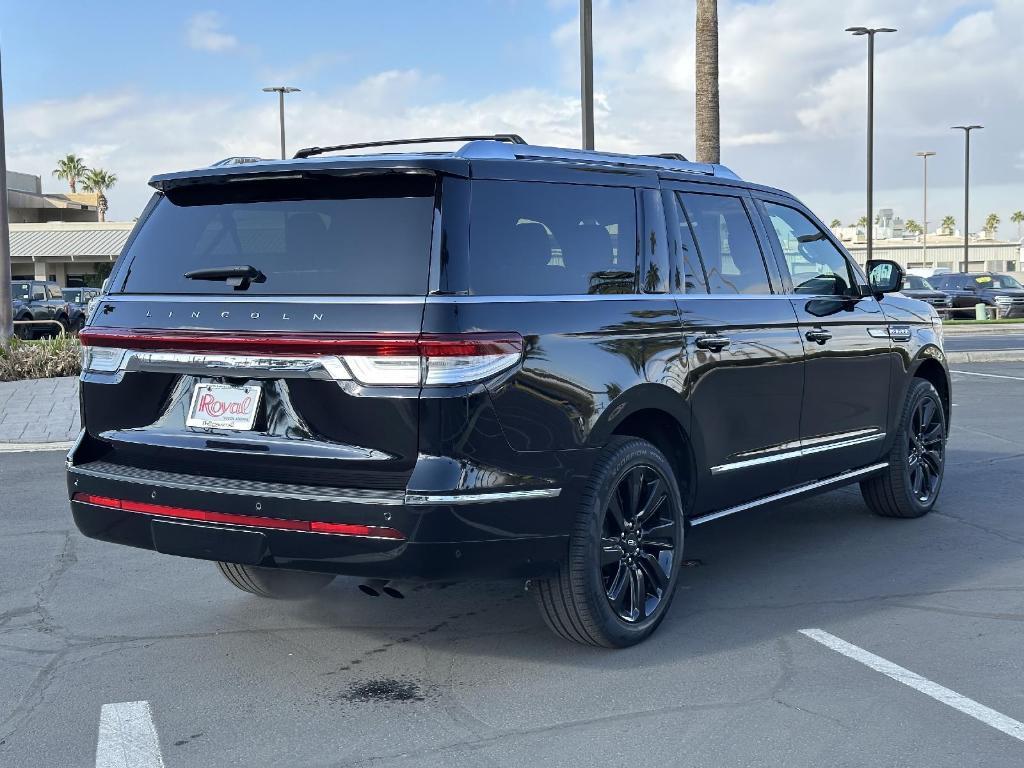 used 2022 Lincoln Navigator L car, priced at $57,490