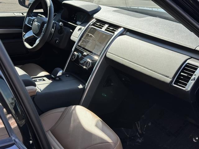 used 2024 Land Rover Discovery car, priced at $53,935