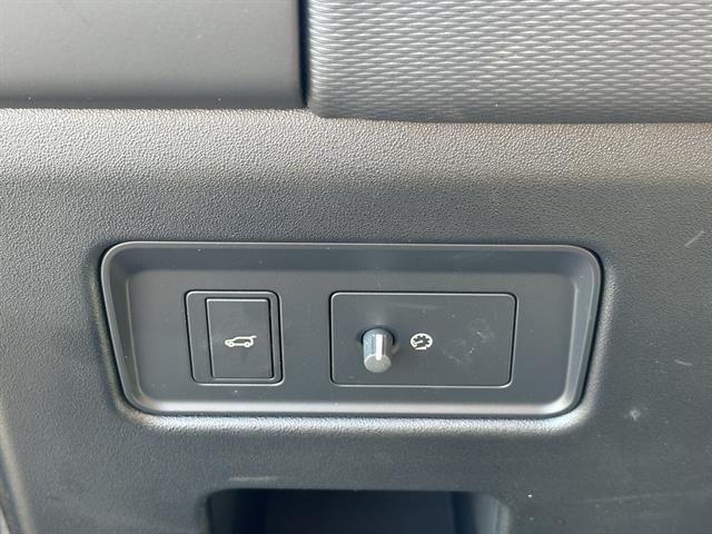 used 2024 Land Rover Discovery car, priced at $53,935