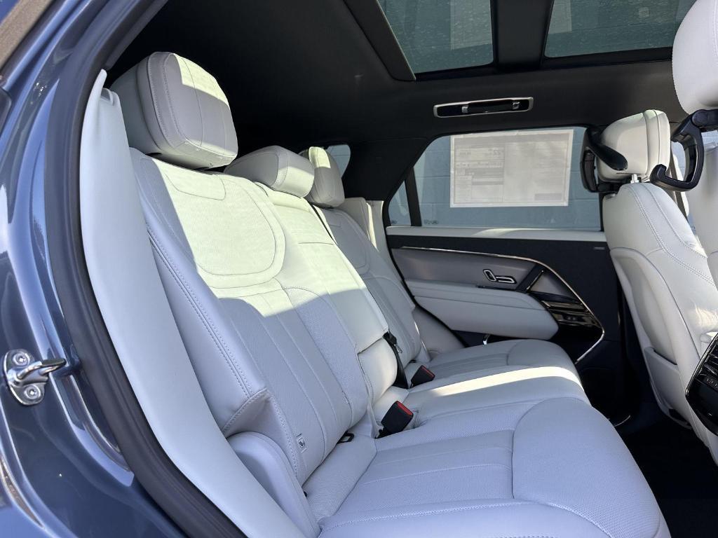 new 2025 Land Rover Range Rover Sport car, priced at $94,290