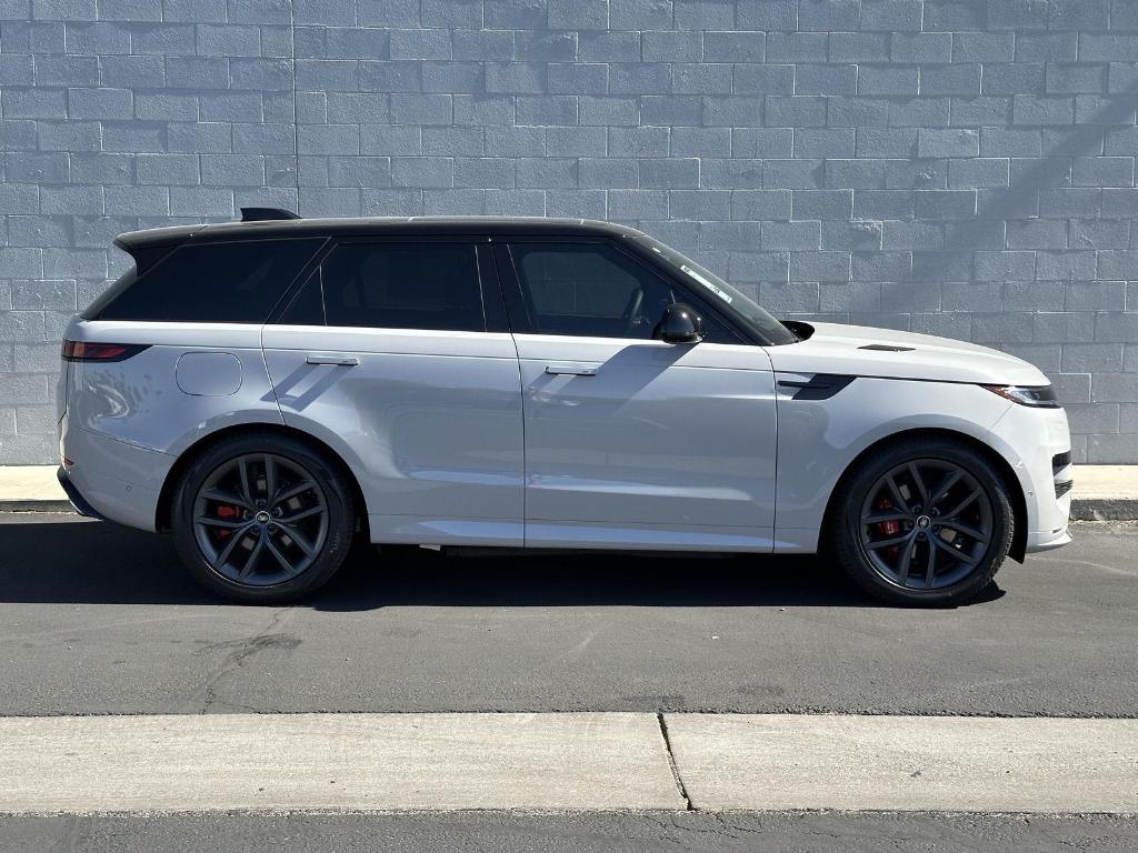 new 2025 Land Rover Range Rover Sport car, priced at $108,205
