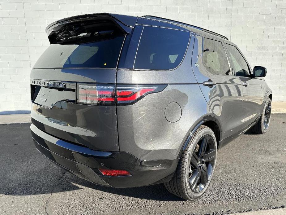 new 2025 Land Rover Discovery car, priced at $78,878