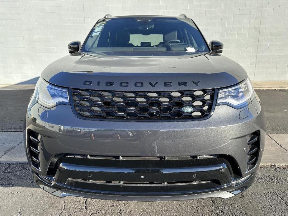 new 2025 Land Rover Discovery car, priced at $78,878