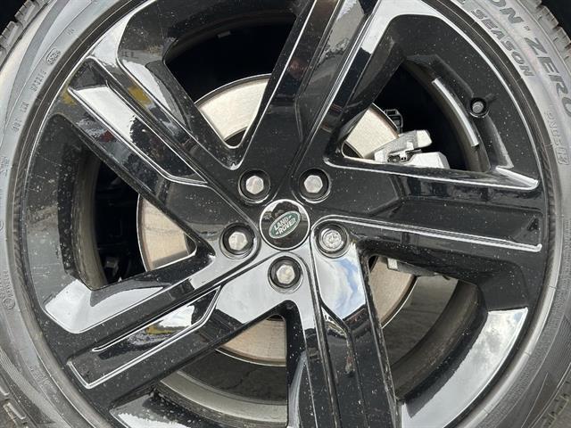 used 2025 Land Rover Discovery car, priced at $84,478