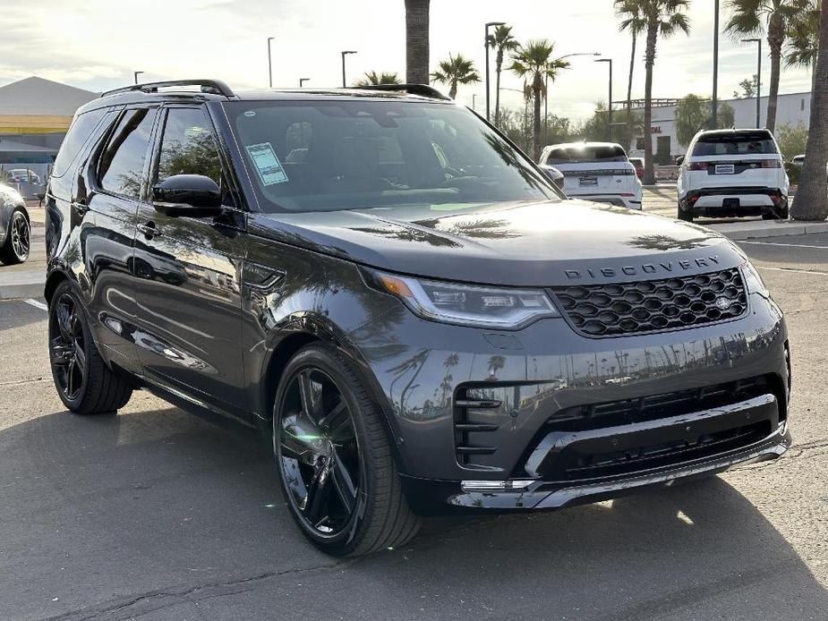 new 2025 Land Rover Discovery car, priced at $84,478