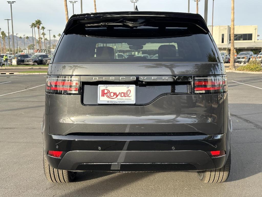 new 2025 Land Rover Discovery car, priced at $84,478