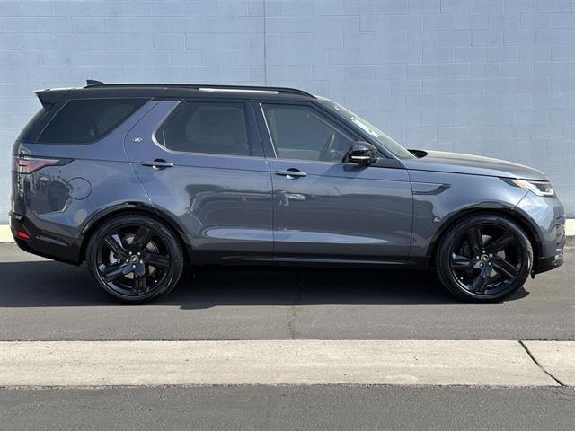 new 2025 Land Rover Discovery car, priced at $82,078