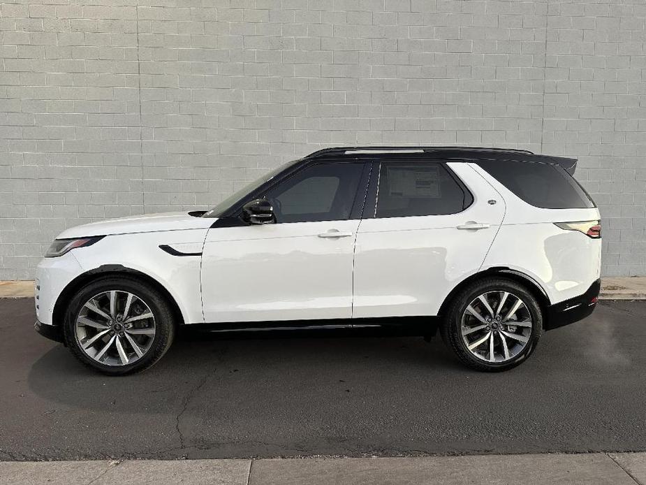 new 2025 Land Rover Discovery car, priced at $77,818