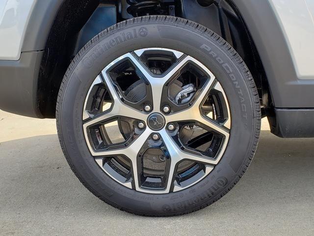 new 2025 Jeep Compass car, priced at $37,710
